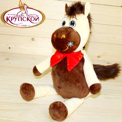 Сладкий новогодний подарок от фабрики имени Крупской в мягкой игрушке в Пушкино